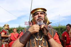 First chariot race in the Roman Circus of Merida